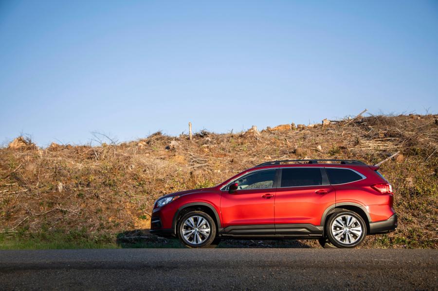  Subaru Ascent Limited 2018 года  (фото 21 из 34)
